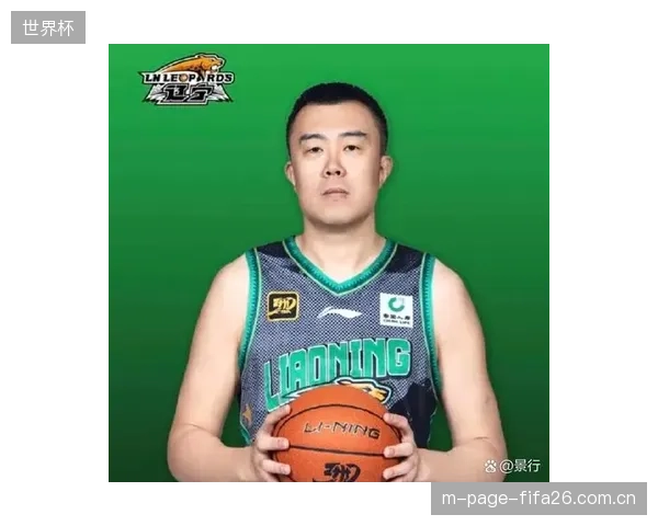 功勋中锋韩德君预计将在休赛期进入辽宁队教练组，利用其经验指导年轻内线球员。