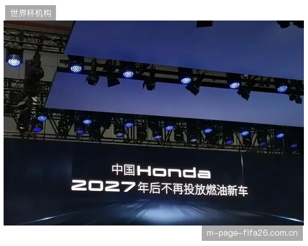 对于2027年后的Z世代消费者而言，一个拥有专业视觉体验、适合拍照打卡的壁球馆，将不仅是运动场所，更是重要的线下社交空间